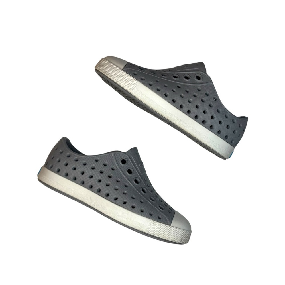 🩴 Native Kids Shoes size C6
